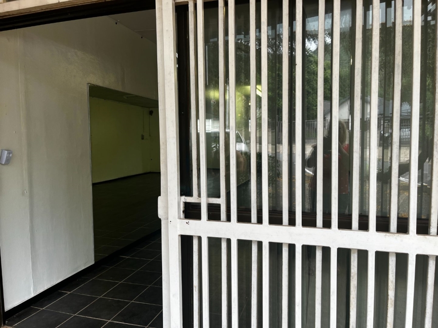 To Let commercial Property for Rent in Schoemansville North West